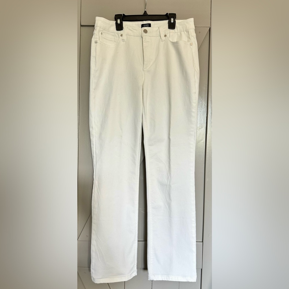 Jones SZ 10 White Straight-Leg Jeans EUC